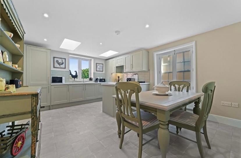 119 Northgate St - Delightful One Bedroom Apartment With Fantastic Living Space Bury St. Edmunds エクステリア 写真